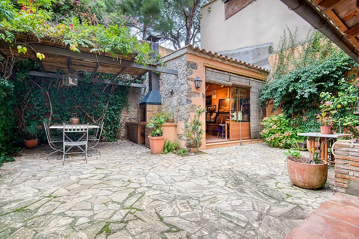 Casa con encanto en el corazón histórico de Calonge