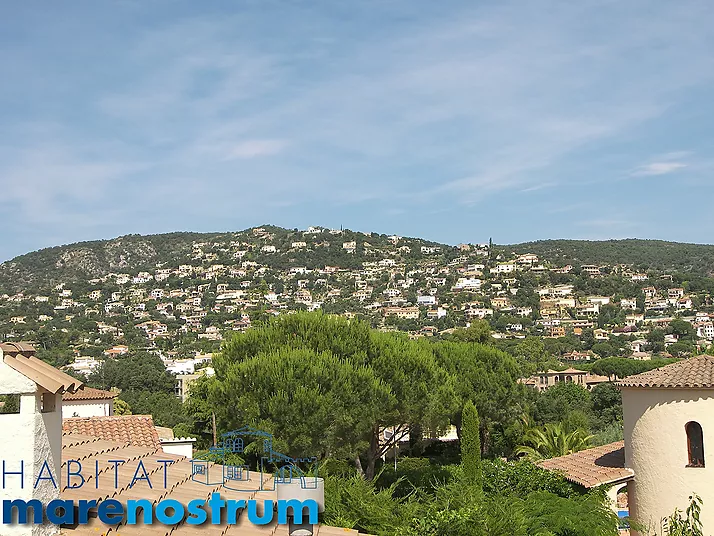 Villa Christine: El teu refugi familiar a la Costa Brava