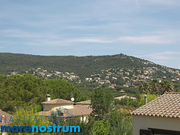 Villa Christine: El teu refugi familiar a la Costa Brava